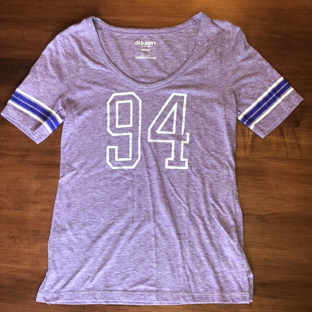Old Navy t-shirt